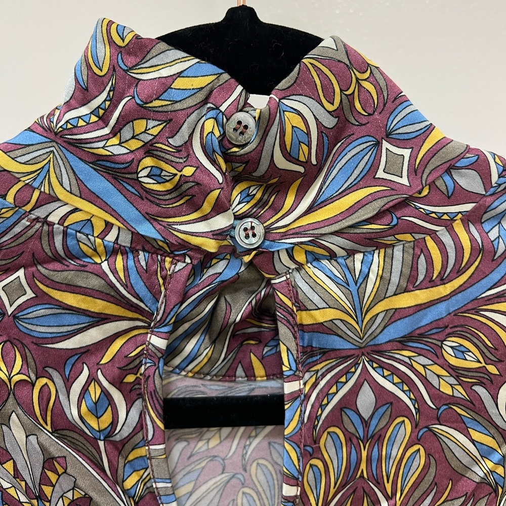 SFIZO Sfizio Art Deco Style Mockneck Top - Picture 10 of 14